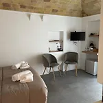 Bed & Breakfast Santa Chiara 3*
