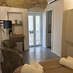 Santa Chiara Bed & Breakfast 3*