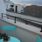 Santa Chiara Bed & Breakfast 3*