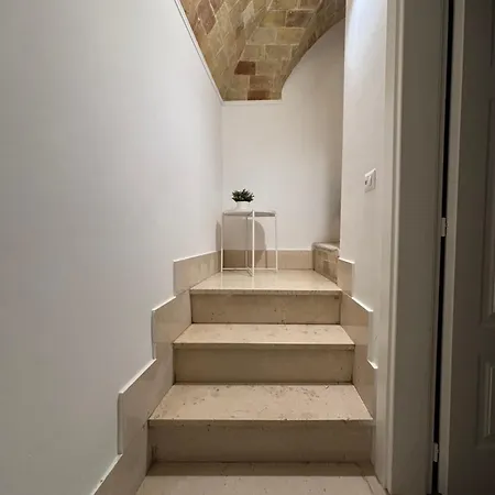 Santa Chiara אלטאמורה