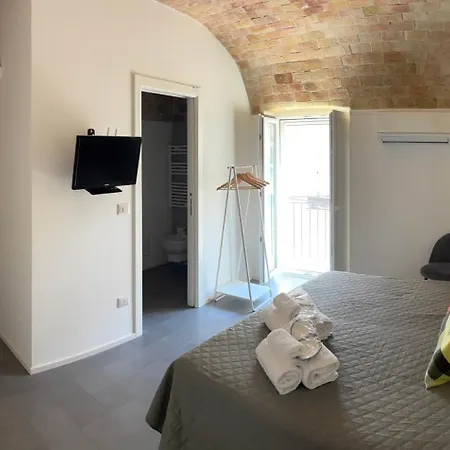 Santa Chiara 3*
