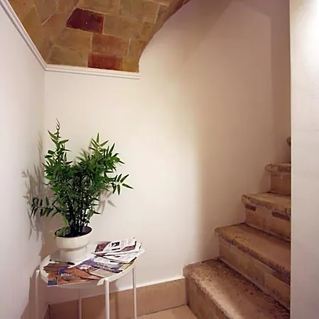 Oda ve Kahvaltı Santa Chiara Altamura
