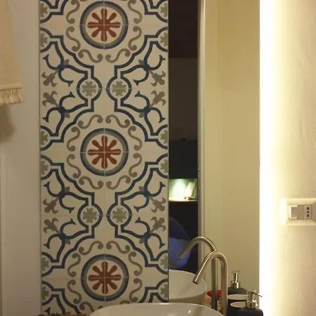 Santa Chiara Bed & Breakfast 3*