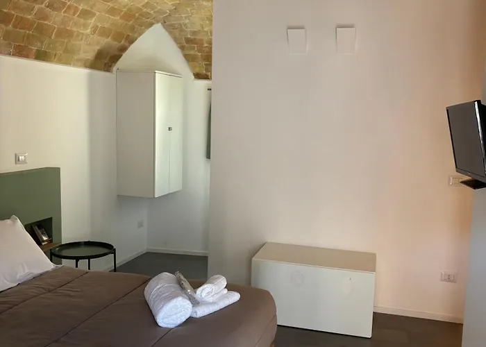 Couette-café Santa Chiara 3*